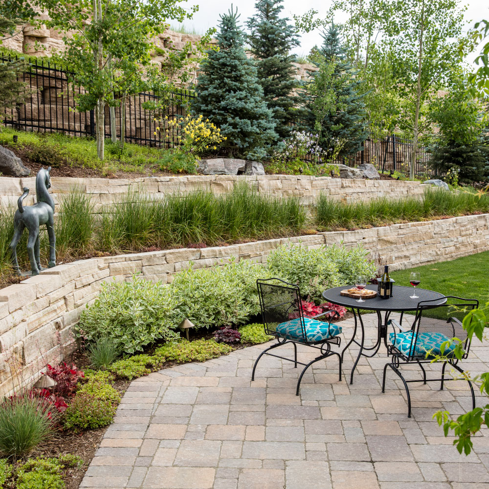 courtyard dining area